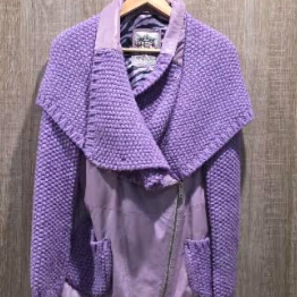 Genuine leather Lilac with knitted hood and sleeves. BLUFIN - Picture 1 of 3